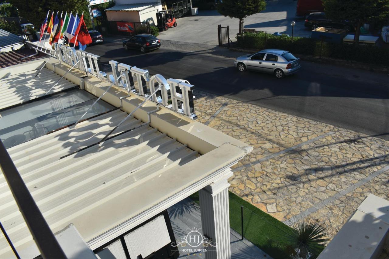 Hotel Jurgen Lezhë エクステリア 写真