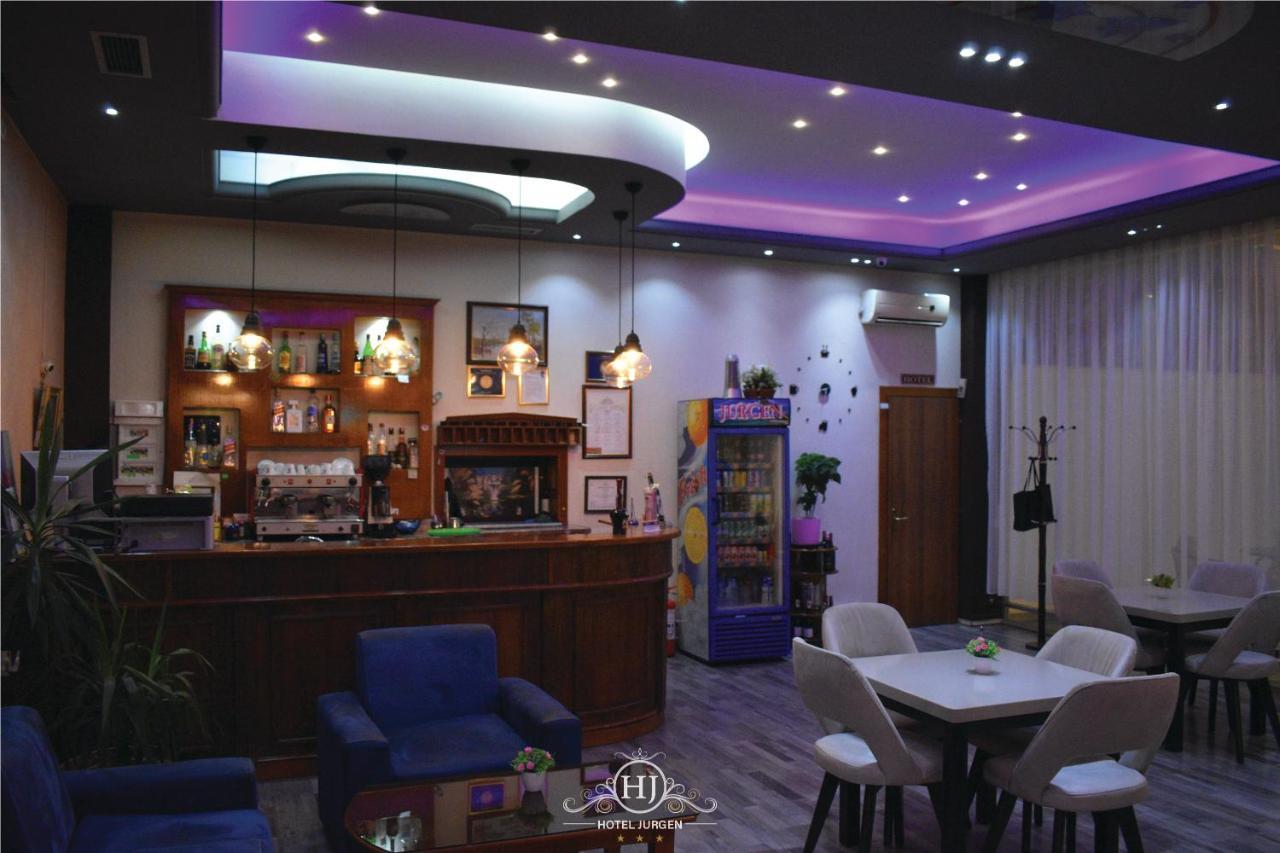 Hotel Jurgen Lezhë エクステリア 写真